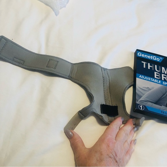 Trigger Thumb Splint - Spica Support Adjustable Stabilizer for Pain,Arthritis, - Picture 5 of 13